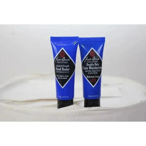 Double-Duty Face Moisturizer with blue agae extract